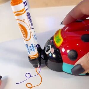Crayola Musical Color Bug Creative Drawing Toddler Toy w/ Music & Batteries OT’s